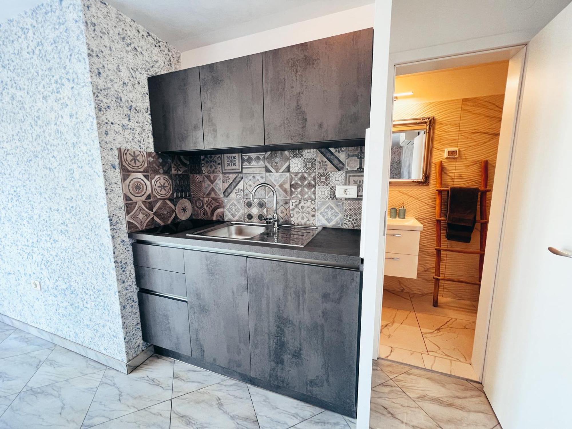 Sunvilla Копер Номер фото
